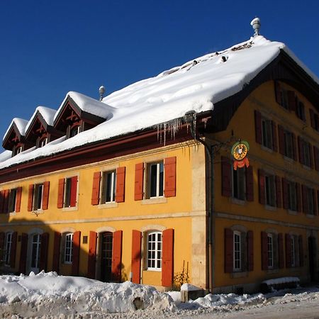Hotel De L'Aigle Couvet ภายนอก รูปภาพ