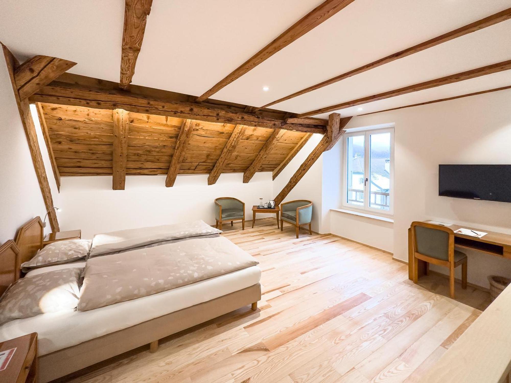 Hotel De L'Aigle Couvet ห้อง รูปภาพ